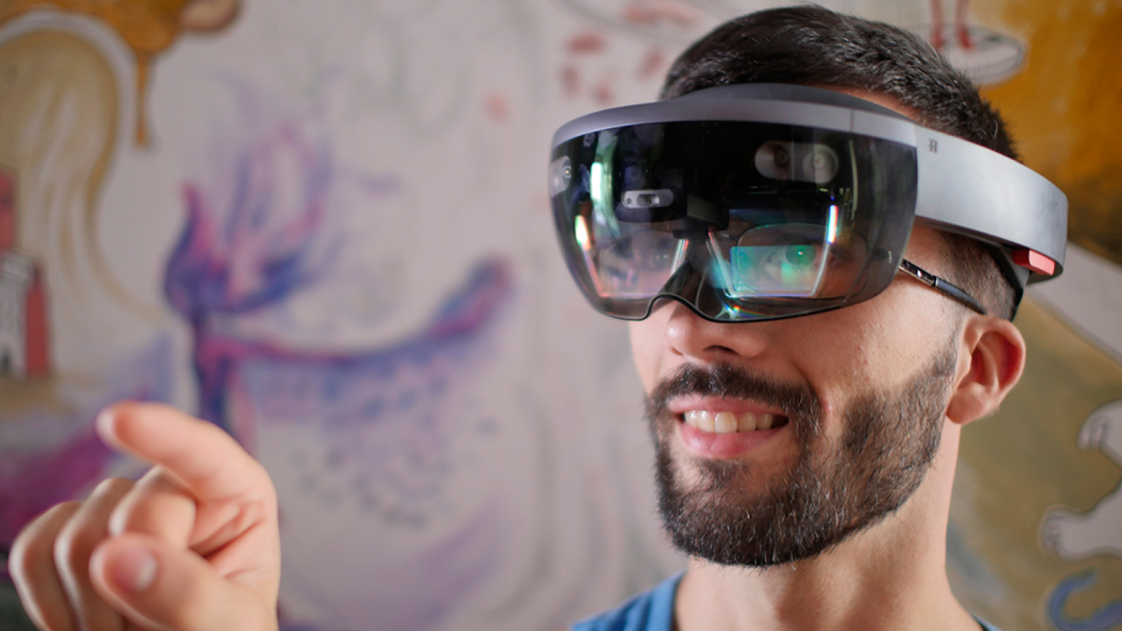 New Realities: From Augmented Reality to Virtual Reality