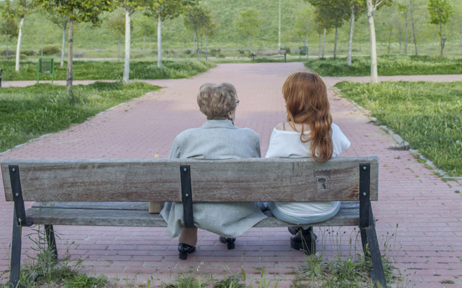 De la soledad al acompañamiento emocional de las personas mayores
